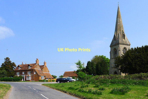 Photo 6"x4" The Road into Steeple Claydon North End\/SP7027 c2011