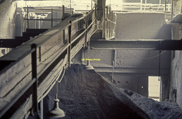 Photo 6"x4" Coal store: Sundon cement plant Chalton\/TL0326 c1976