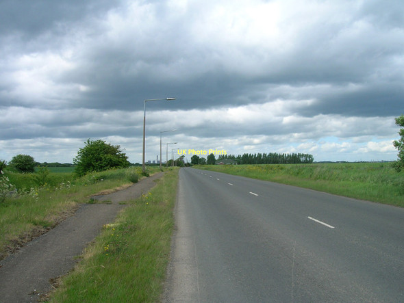 Photo 6"x4" Moorends Road heading north Moorends c2011