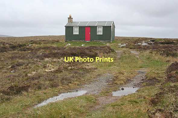 Photo 6"x4" Airigh na Gile Loch Bhatand\u00ecp c2011