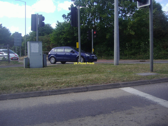 Photo 6"x4" Traffic lights from A329 on Coppid Beech roundabout Popeswood c2011