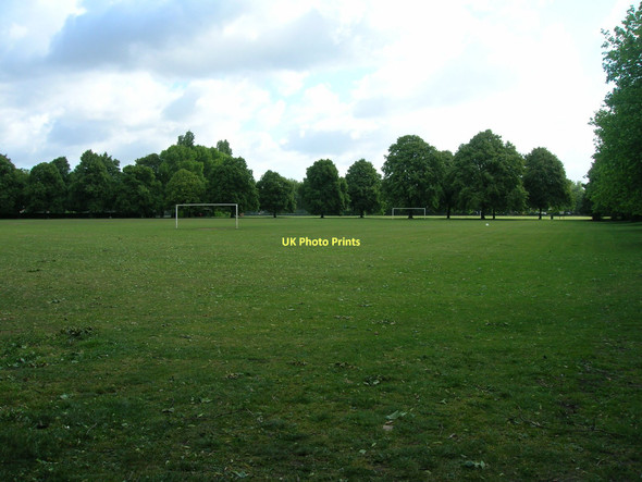 Photo 6"x4" Park off Carr House Road, Doncaster Doncaster c2011