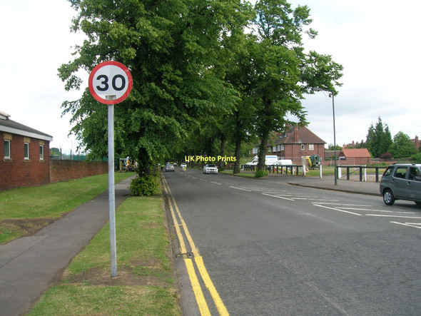 Photo 6"x4" Town Moor Avenue, Doncaster Doncaster c2011
