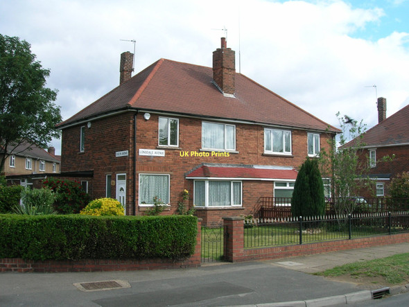Photo 6"x4" Houses on Lonsdale Avenue, Doncaster Doncaster Common c2011