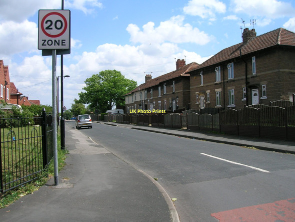 Photo 6"x4" Pembroke Avenue Doncaster c2011