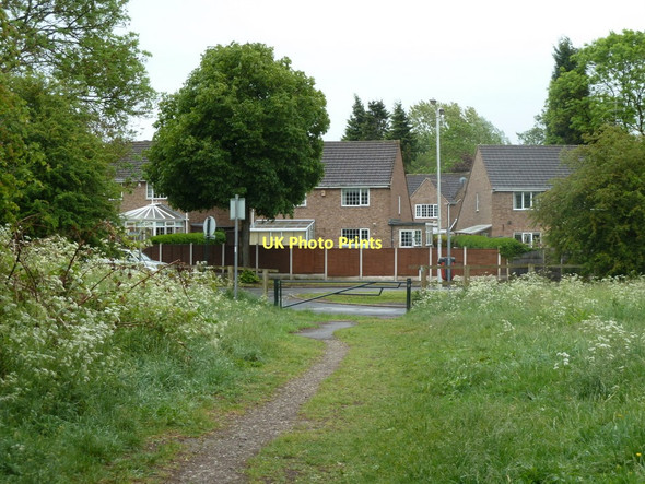 Photo 6"x4" Footpath to Langer Lane Wingerworth c2011