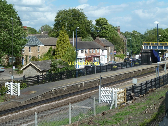 Photo 6"x4" Looking across Dronfield station Dronfield c2011