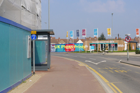 Photo 6"x4" Bus Stop, Princes Way, Bletchley Water Eaton\/SP8732 c2011