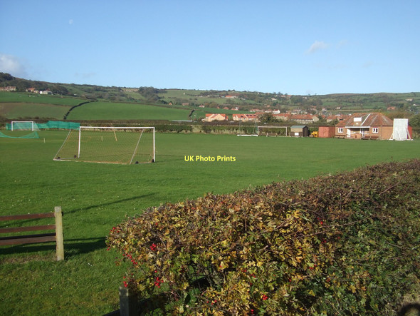 Photo 6"x4" Fylingdales Cricket Club - Pavilion Fylingthorpe c2010