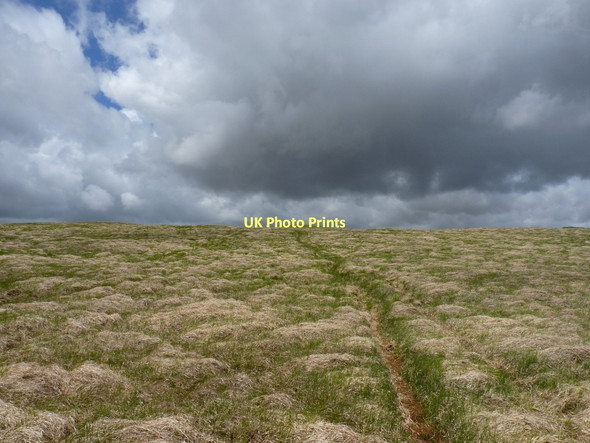 Photo 6"x4" Looking up Pen Maen-wern Pen Maen-wern c2011