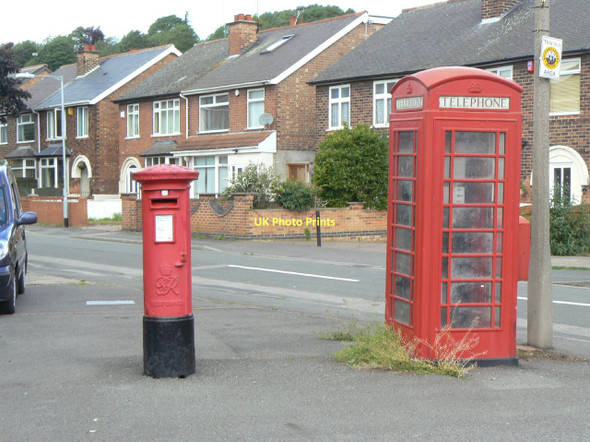 Photo 6"x4" Vale Road postbox ref NG4 450 Carlton\/SK6041 c2011