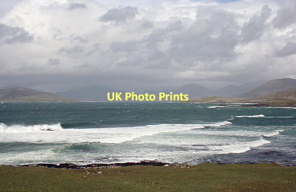 Photo 6"x4" Caolas Tharasaigh (Sound of Taransay) Na Buirgh c2011