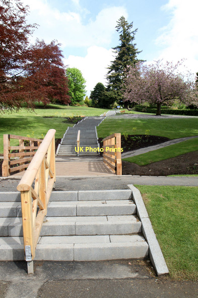 Photo 6"x4" MacRosty Park Crieff\/NN8621 c2011
