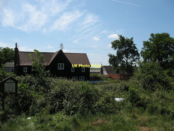 Photo 6"x4" Houses at Aimes Green Waltham Abbey c2011