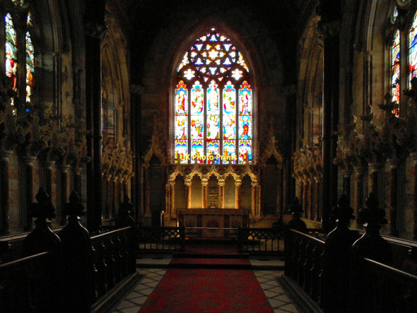 Photo 6"x4" St Margaret's Church; Chancel and Sanctuary Bodelwyddan c2011