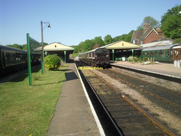 Photo 6"x4" Busy scene at Horsted Keynes station Cinder Hill\/TQ3729 c2011