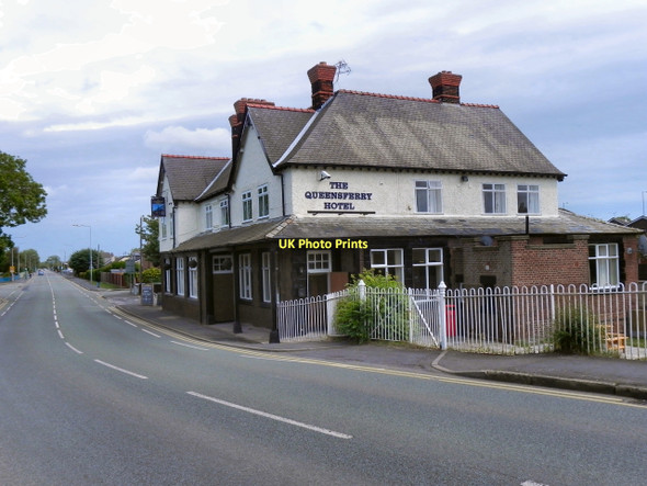Photo 6"x4" The Queensferry Hotel Garden City\/SJ3269 c2011