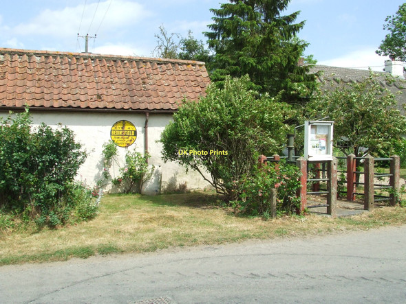 Photo 6"x4" Village Pump Bedingfield c2011