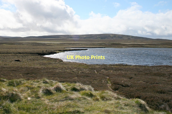 Photo 6"x4" Anglers on the southern shores of Lochindorb Carn an Druim Ruaidh c2011
