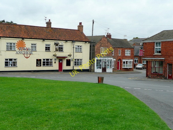 Photo 6"x4" The Sun and Anchor, Scotter Scotter c2009