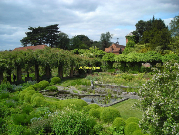Photo 6"x4" Gardens at Waltham Place White Waltham c2010