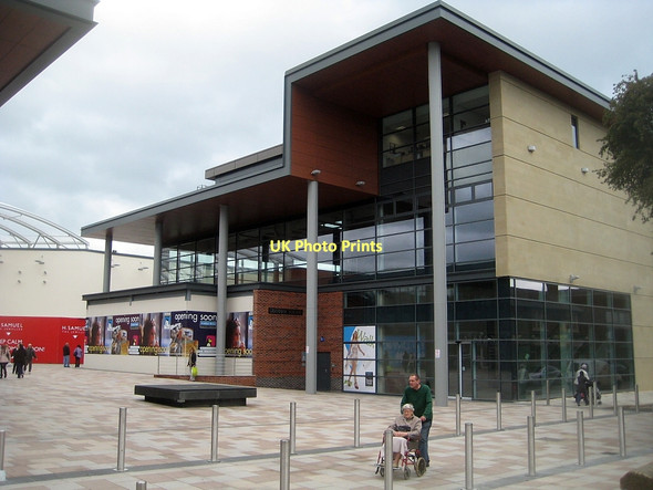 Photo 6"x4" Trinity Walk retail development-outside views (7) Wakefield\/SE3320 c2011