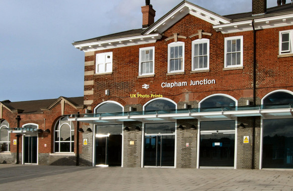 Photo 6"x4" Entrance to Clapham Junction station Battersea c2011
