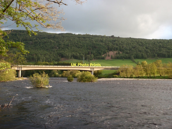 Photo 6"x4" Bridge over River Tummel Pitlochry c2011