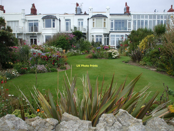 Photo 6"x4" Seaside garden and house, Bexhill Bexhill c2007