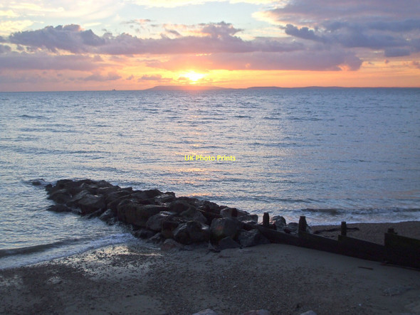 Photo 6"x4" Looking towards the Isle Of Wight from Selsey Bill Selsey c2007