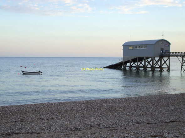 Photo 6"x4" Selsey Lifeboat Station Selsey c2007