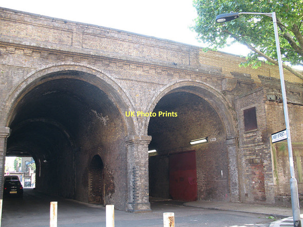 Photo 6"x4" Linsey Street arches (2) Bermondsey c2011