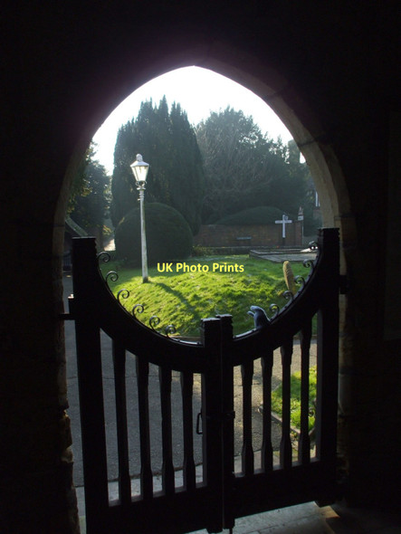 Photo 6"x4" Church gates, St. Andrew's, Fletching Fletching c2008