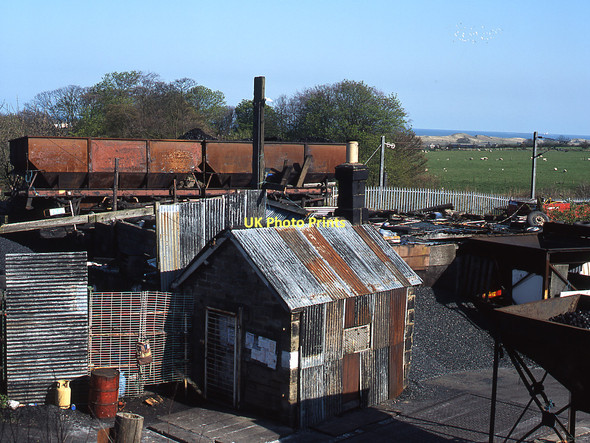 Photo 6"x4" Coal yard Alnmouth station Hipsburn c2005