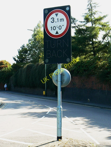 Photo 6"x4" Warning sign, Corporation Street, Swindon Swindon\/SU1685 c2009