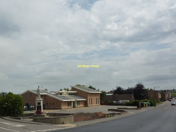 Photo 6"x4" St Barnabas Centre, Danesmoor Clay Cross c2011