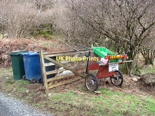 Photo 6"x4" Roadside stall Fanmore\/NM4144 c2011