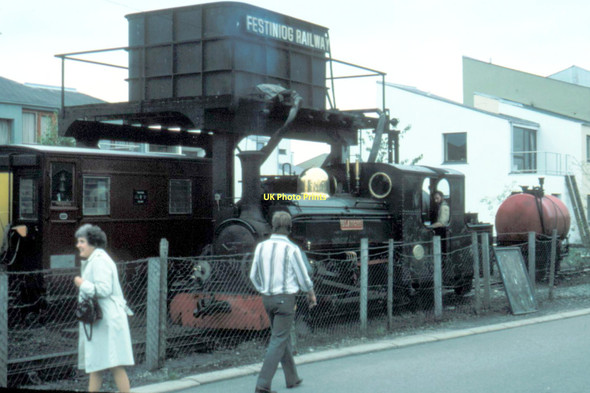 Photo 6"x4" Porthmadog - 1980 Porthmadog c1980 P1