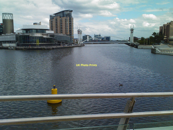 Photo 6"x4" The Lowry Bridge from the Media City footbridge Salford\/SJ8098 c2011