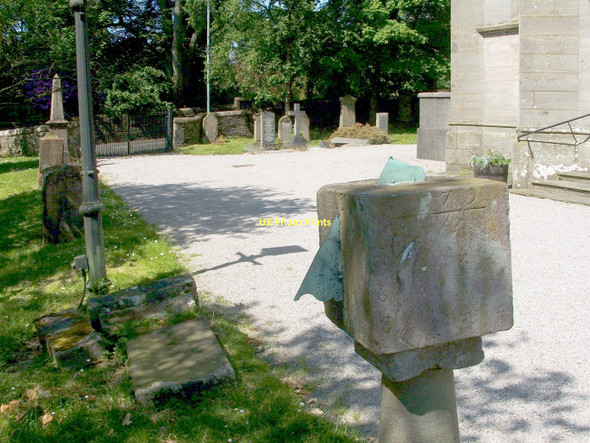 Photo 6"x4" Sundial beside Rhu Parish Church Rhu\/NS2684 c2011