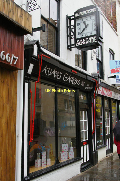 Photo 6"x4" Gloucester: hairdressers'. Westgate Street Gloucester c2011