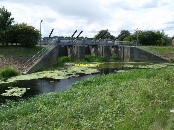 Photo 6"x4" Blackmoor Sluice Aubourn c2011