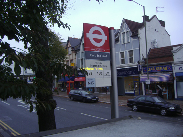 Photo 6"x4" Bus stop on Regents Park Road Finchley c2007