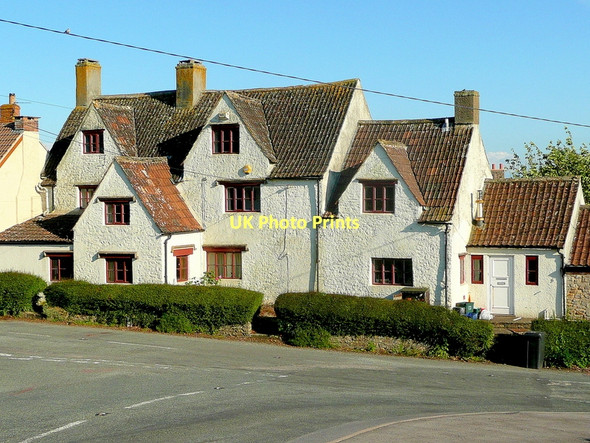 Photo 6"x4" Many gables Bibstone c2011