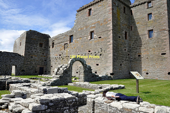 Photo 6"x4" Noltland Castle Pierowall c2011