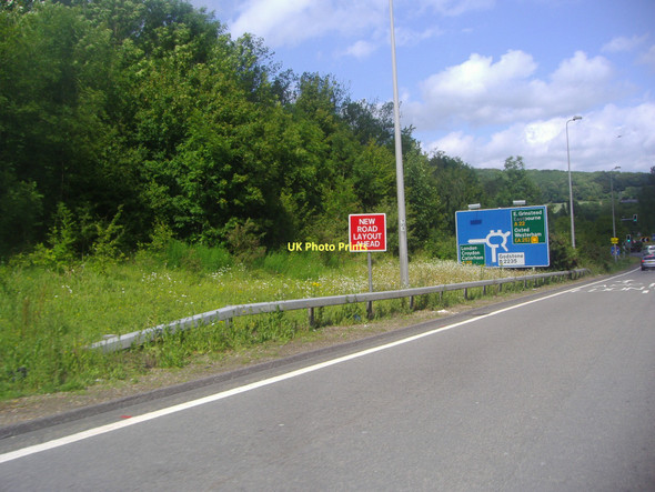 Photo 6"x4" The M25 sliproad at Godstone Tyler's Green\/TQ3552 c2011