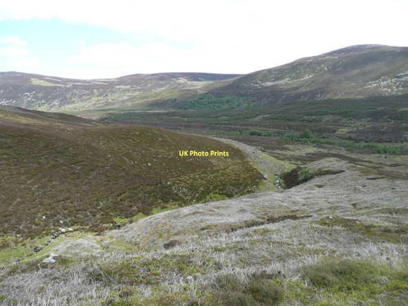 Photo 6"x4" Caochan a' Chaplich reaches Glen Tromie Druim na Feuraich c2011