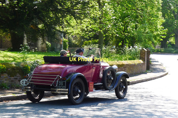 Photo 6"x4" Motoring from a Bygone Age, Church Road, Ivinghoe Greatgap c2011
