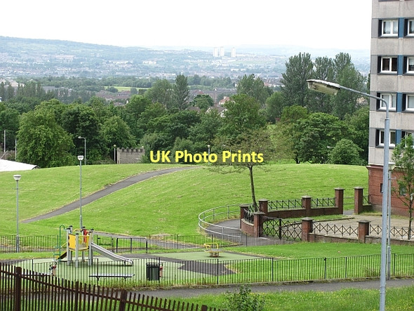 Photo 6"x4" Beneath the towers Cranhill\/NS6465 c2011