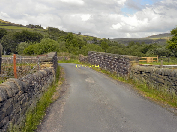 Photo 6"x4" Ainsley Lane, Tunnel End Hey Green c2011